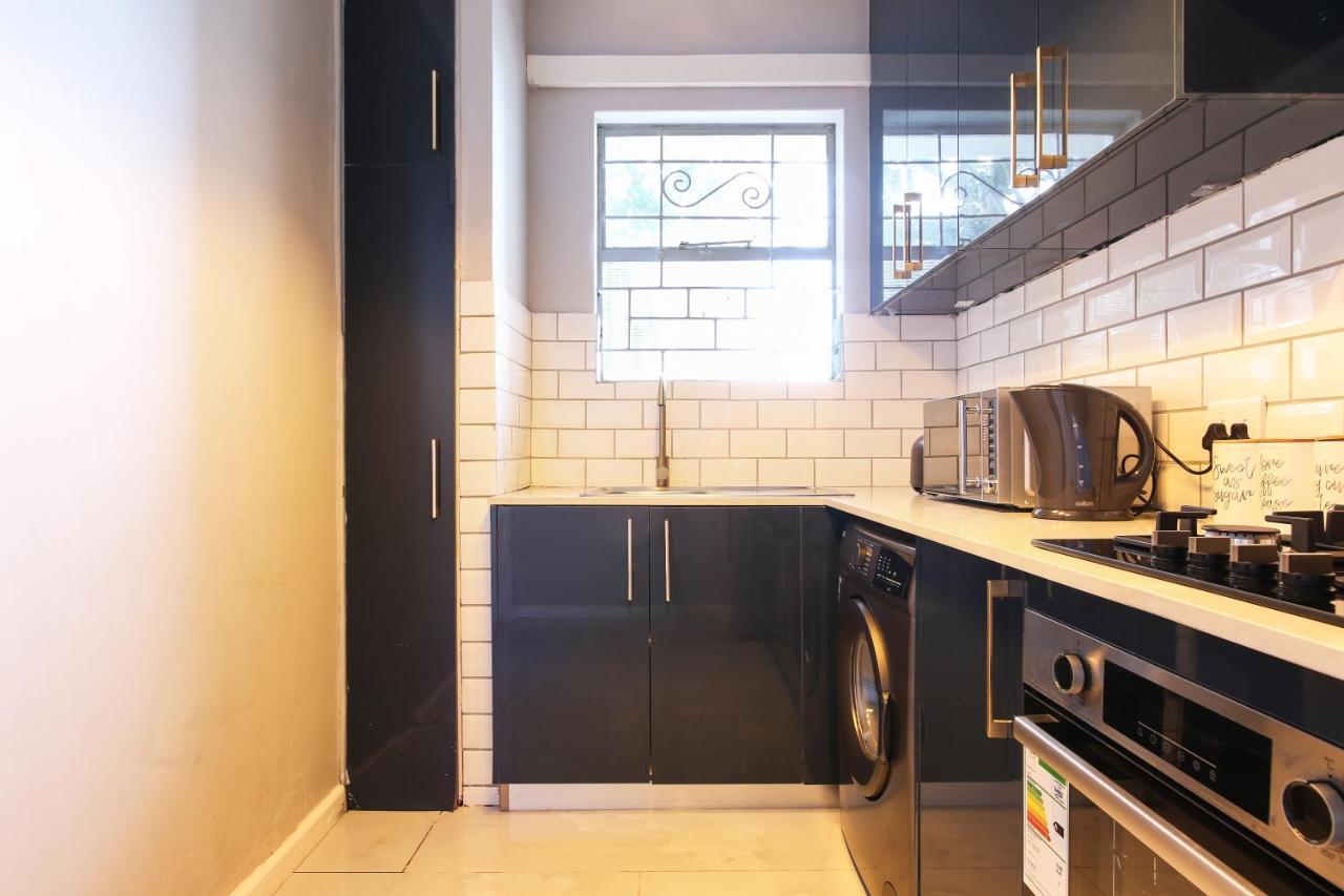 Nederburg, Sea Point, 2 Bed Apt - New 开普敦 外观 照片