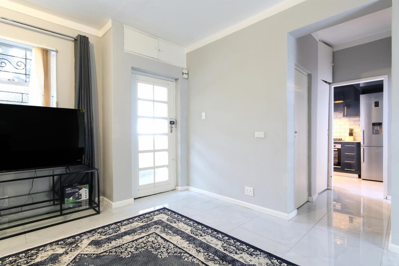 Nederburg, Sea Point, 2 Bed Apt - New 开普敦 外观 照片